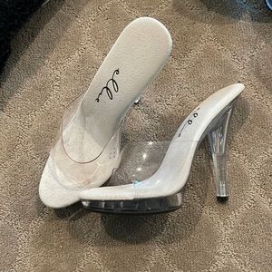 Ellie Clear Heels Size 6